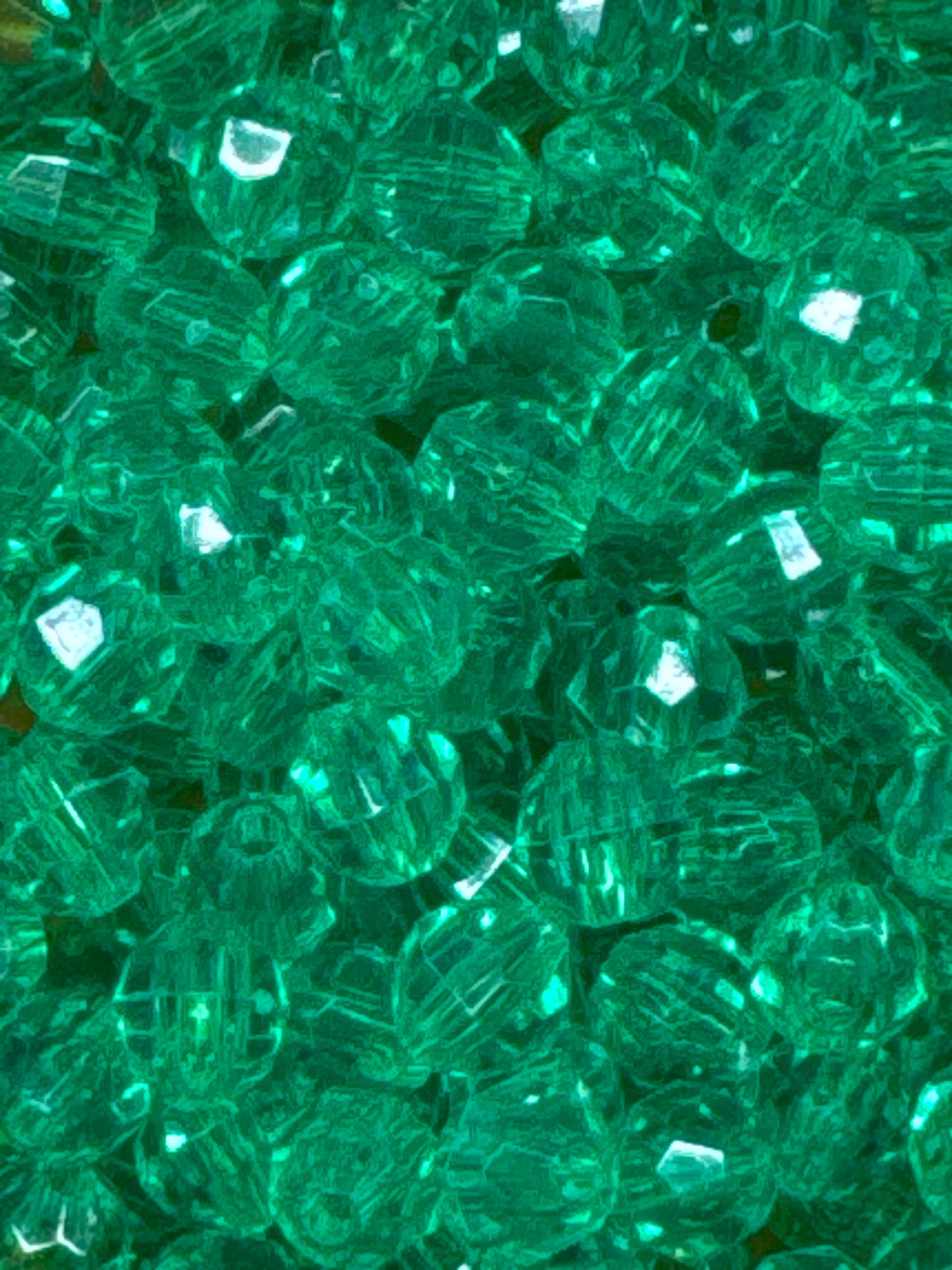 Green Facet 8mm