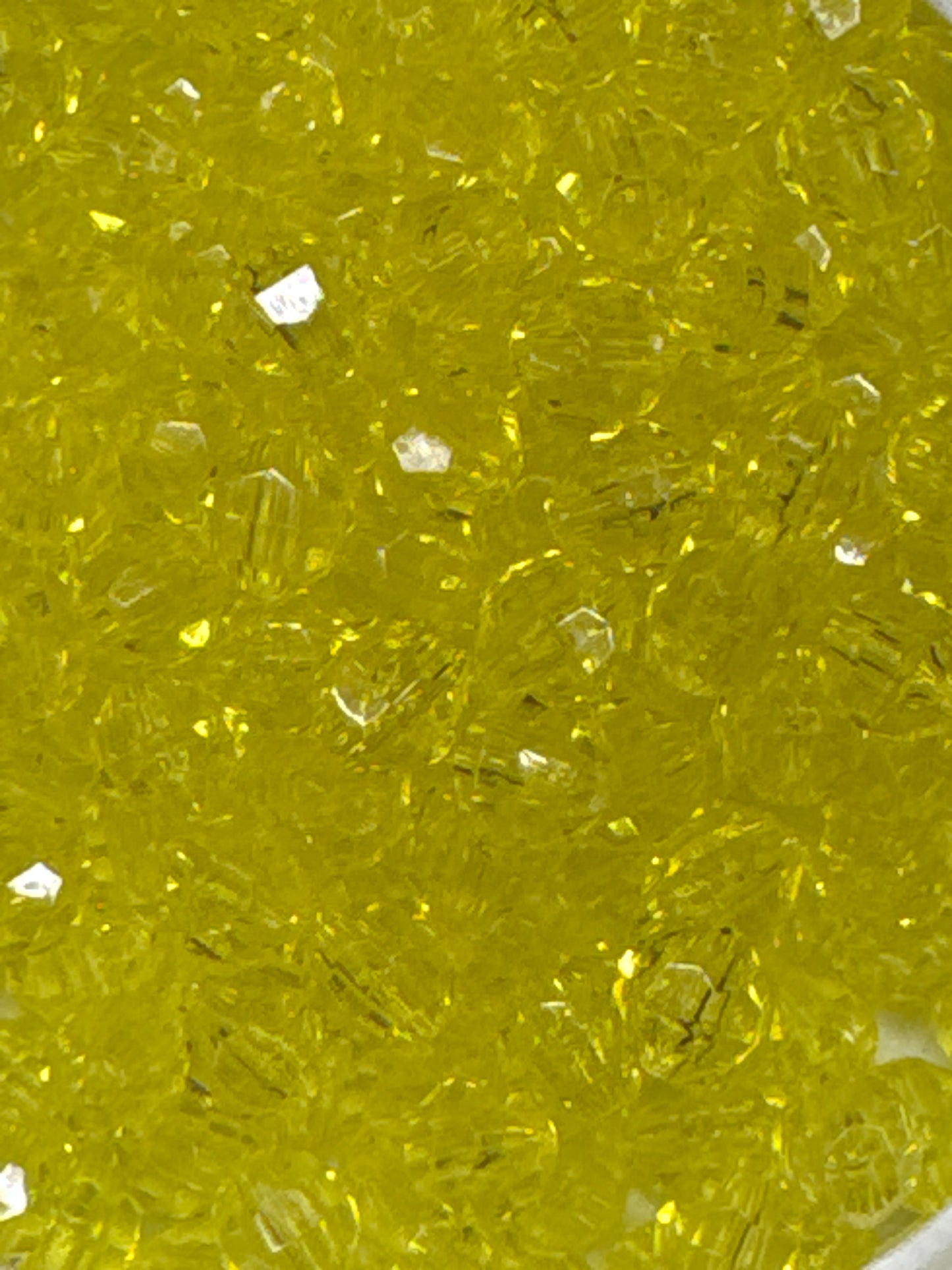Yellow Facet 8mm