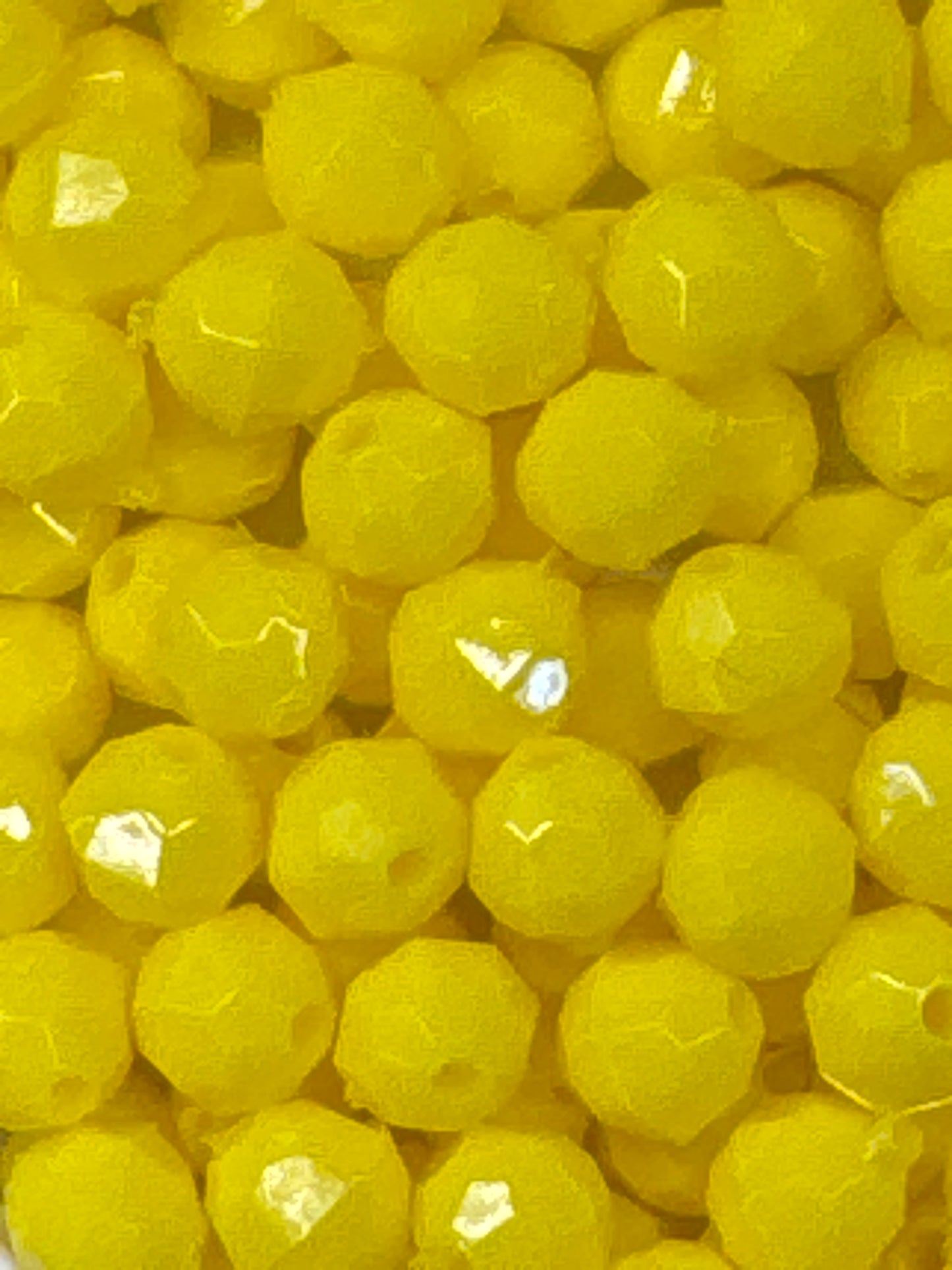 Yellow Facet 8mm